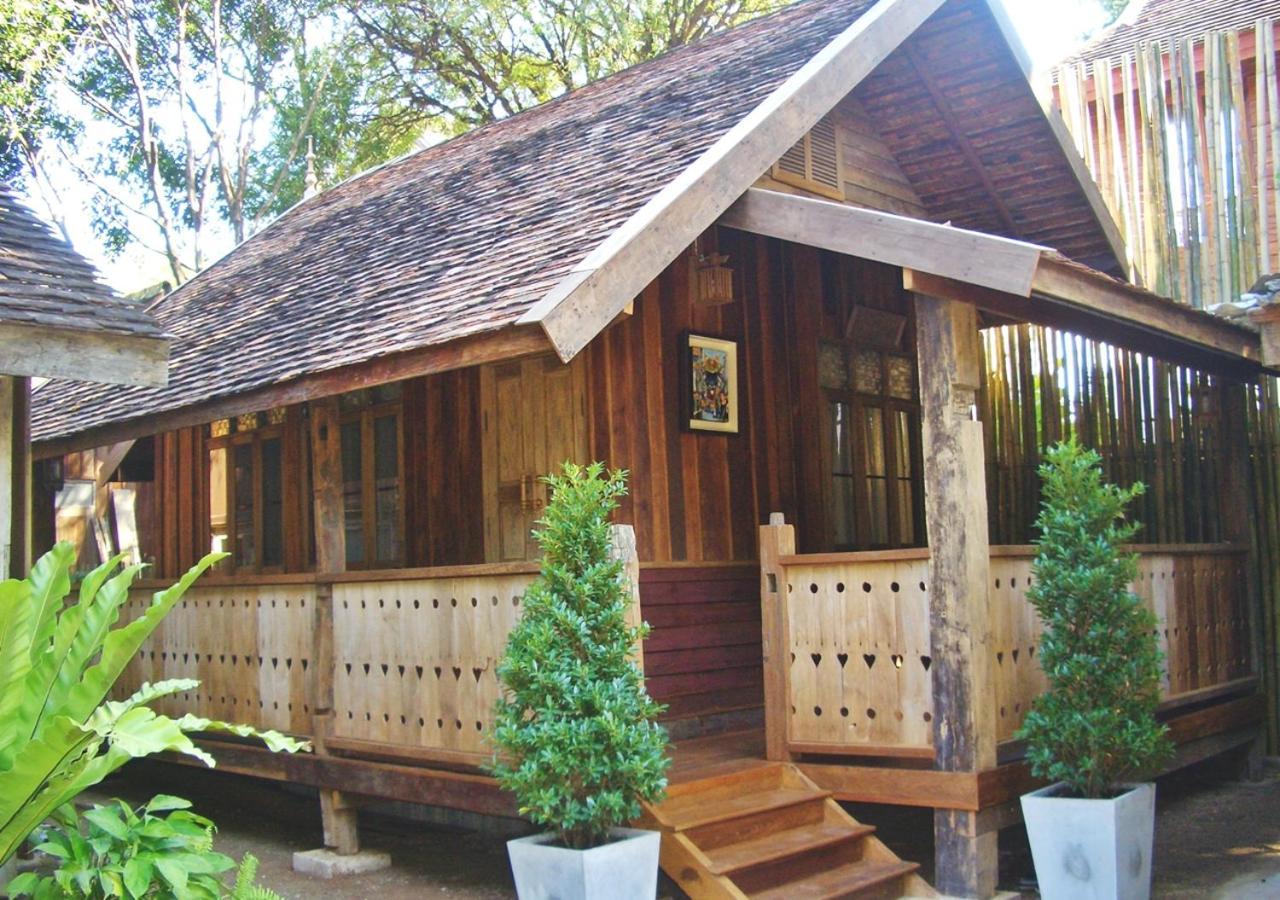 לינה וארוחת בוקר צ'יאנג מאי Tanita House מראה חיצוני תמונה