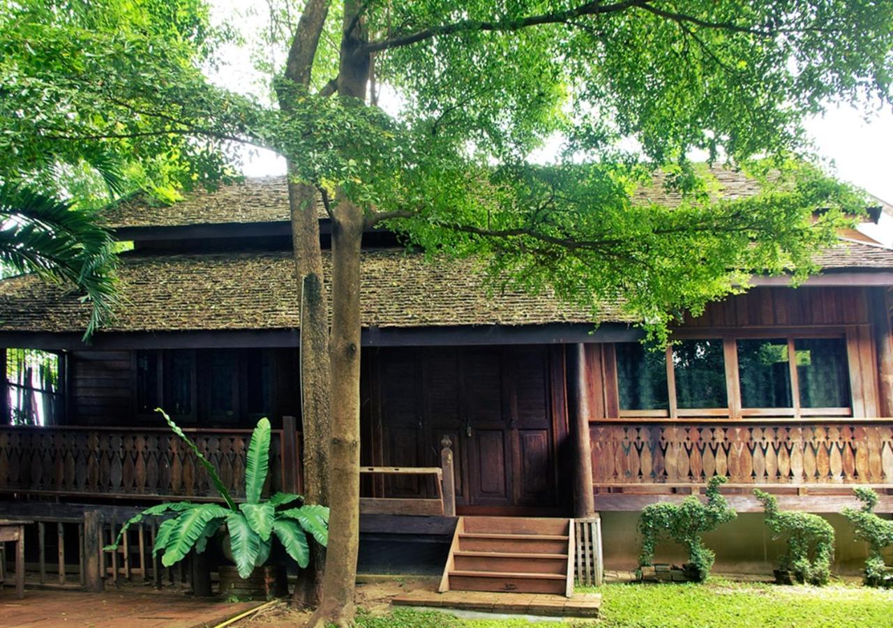 לינה וארוחת בוקר צ'יאנג מאי Tanita House מראה חיצוני תמונה